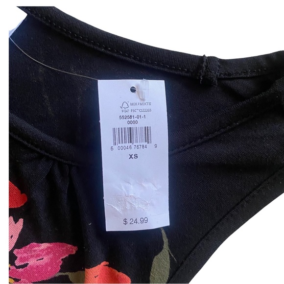 Old Navy Floral tank top XS NWT - Picture 4 of 6